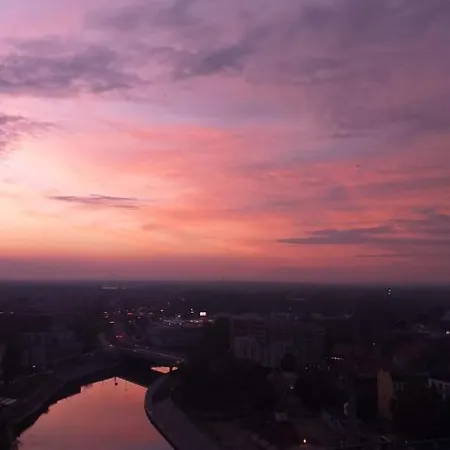 Atal Towers Prywatny * Βρότσλαβ