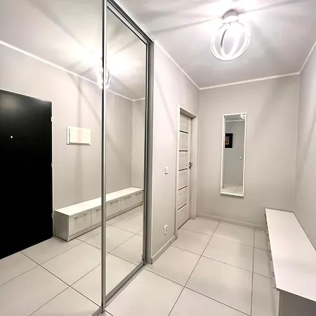 Atal Towers Prywatny Apartament *